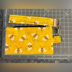 Charming Yellow Bee Print Coin Purse Keyfob